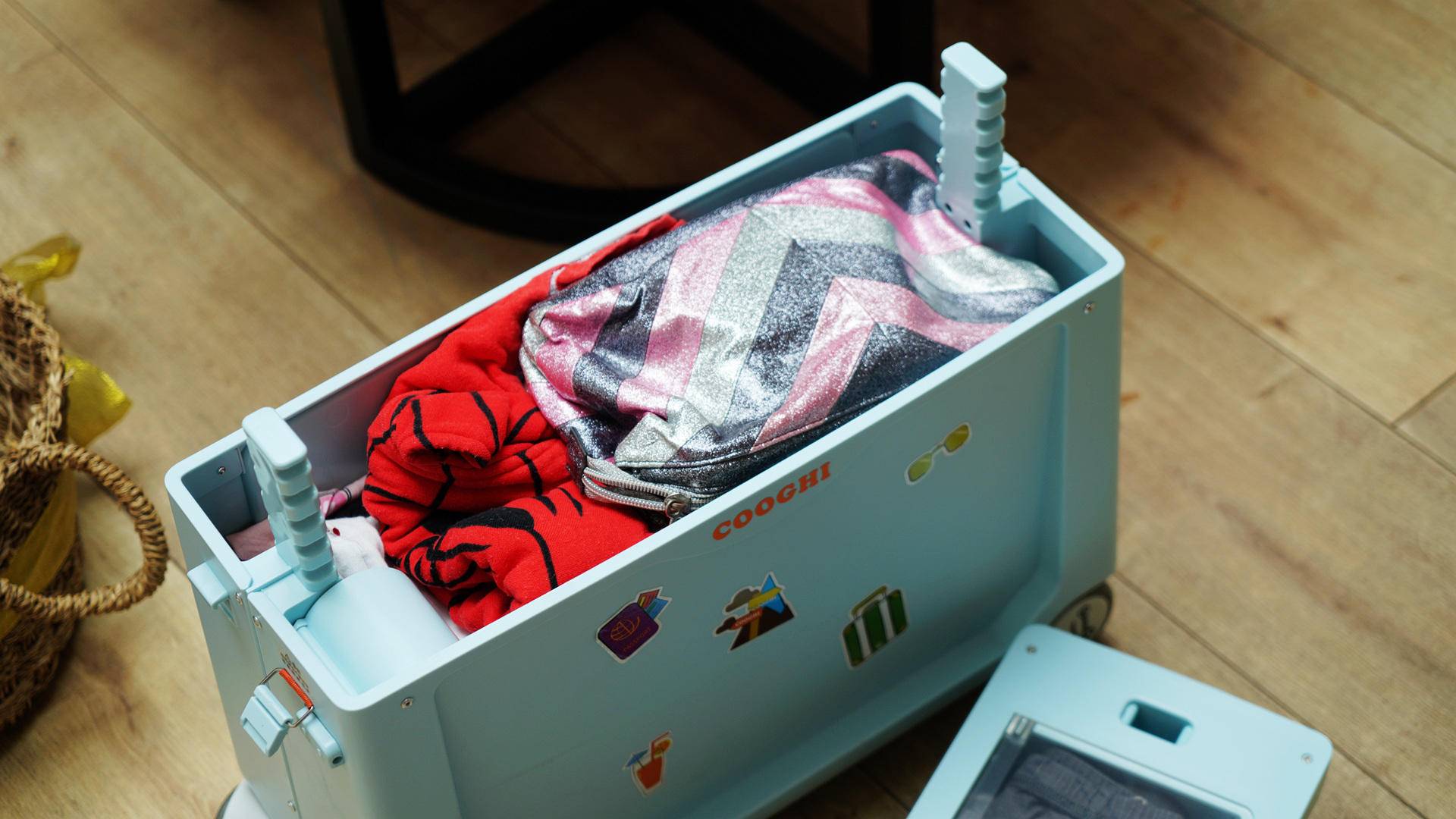 儿童可骑行行李箱测评,遛娃行李箱哪种推荐