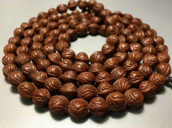 桃核辟邪神器,桃核能辟邪真实事件