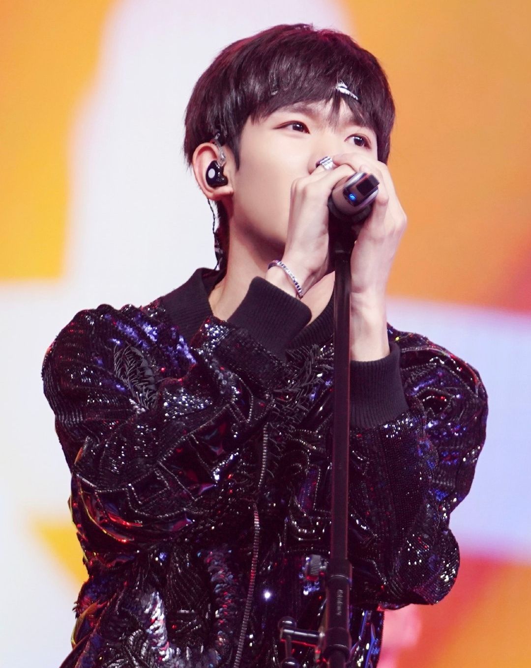 王俊凯新歌我听了，唱功究竟好不好？确实是组合中的VOCAL担当