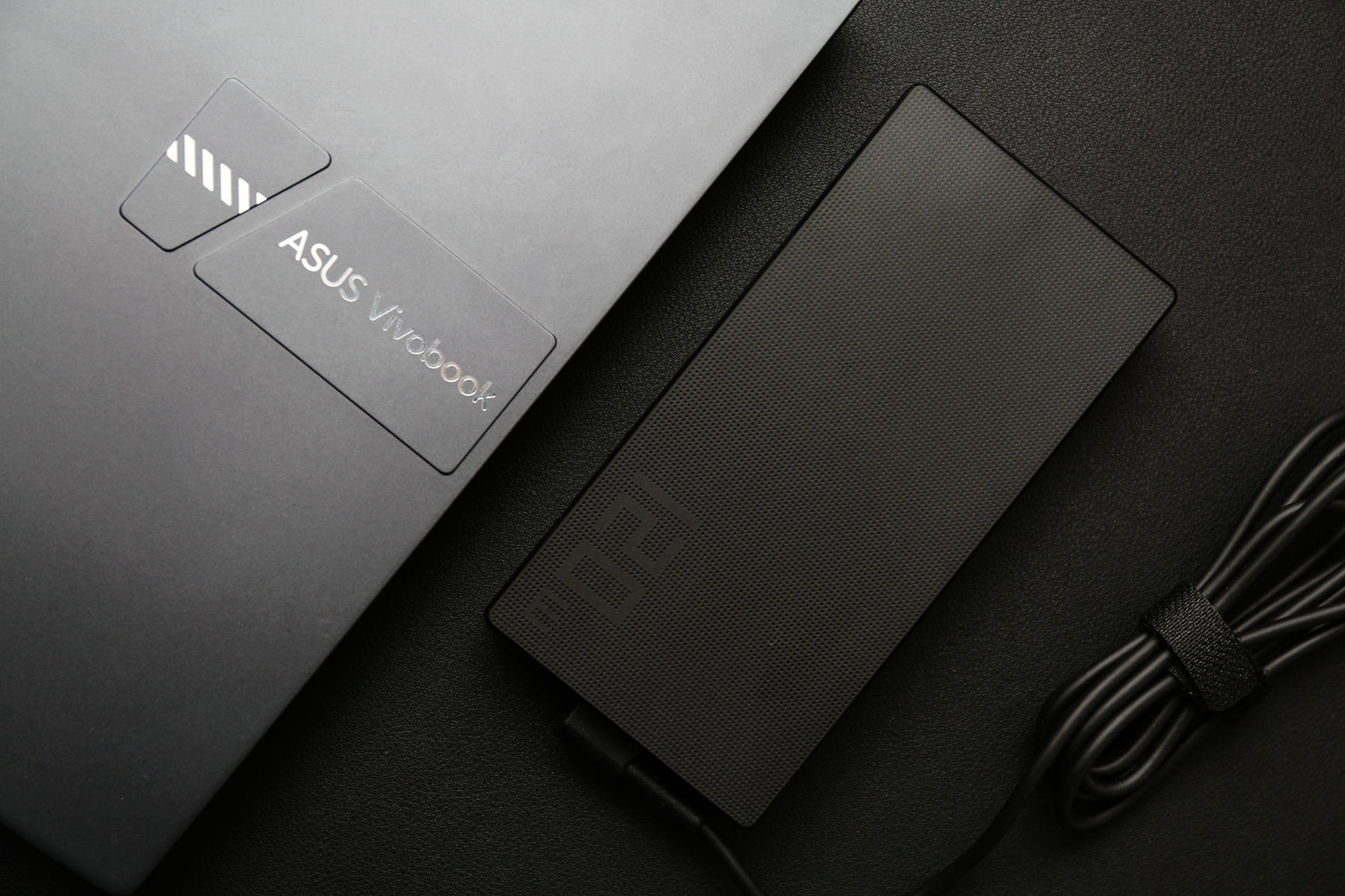 2024华硕无畏pro15锐龙版开箱,华硕无畏pro15锐龙测评