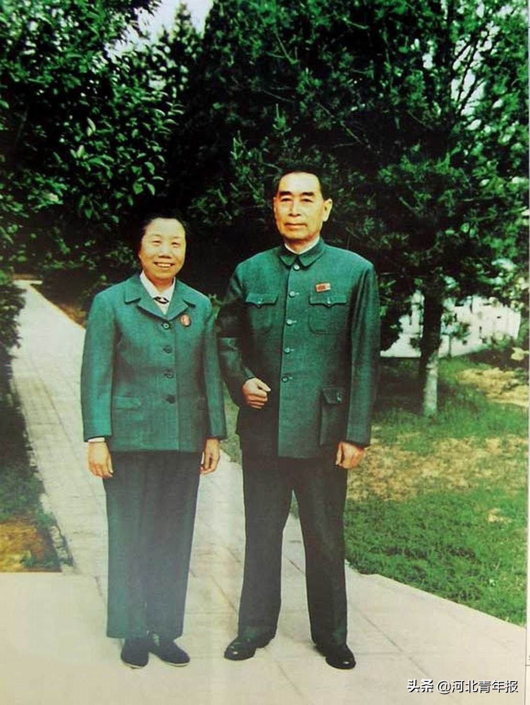 生在“水城”淮安，周总理为何一生都是“旱鸭子”？解放后他两度学游泳，背后故事让人泪目