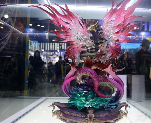 美杜莎手办斗破苍穹,斗破苍穹美杜莎女王怎么做手办