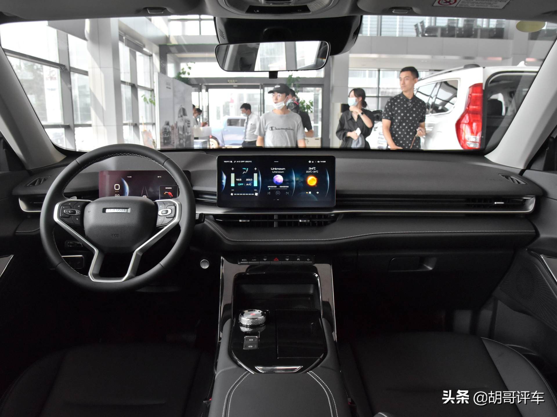 底盘优秀的suv20万,底盘升高的国产神车