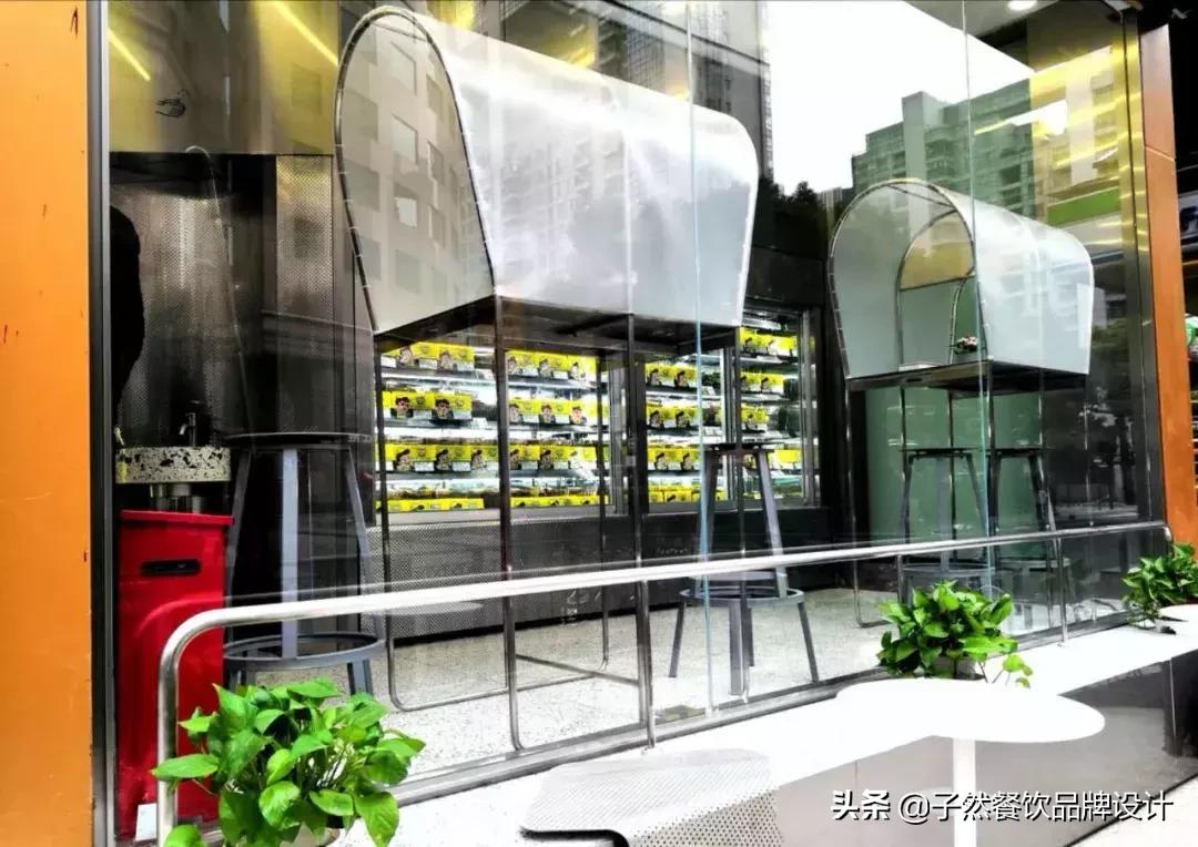 周黑鸭直营店和加盟店哪个好,周黑鸭单店特许和发展式加盟区别