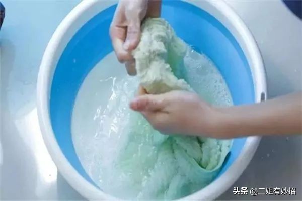 毛巾用久了变黑怎么洗白,毛巾怎么洗白小妙招