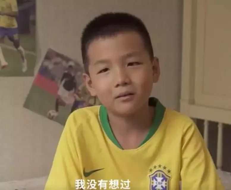 三个中产娃的暑假：每个孩子至少5个兴趣班，总开销4-8万