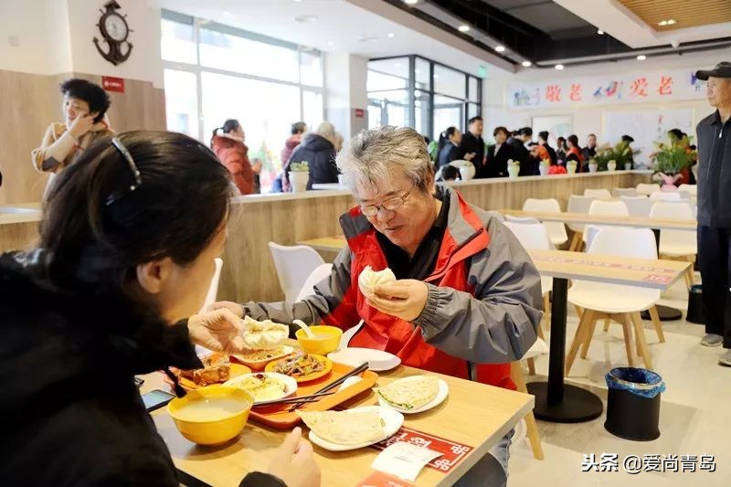 青岛社区助老食堂,青岛60岁老人自助餐半价的餐厅