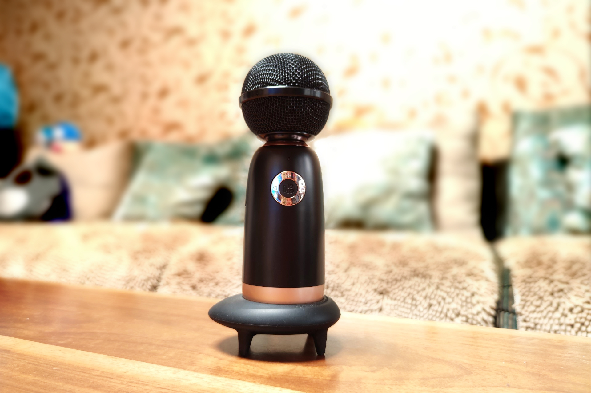 五音不全的怎么用气息唱歌,五音不全唱歌怎么发声