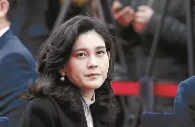 凤凰男离婚敲诈,凤凰男的婚姻结局解气