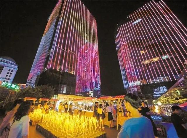 10年后和儿子一起逛街,十年后带宝宝逛街