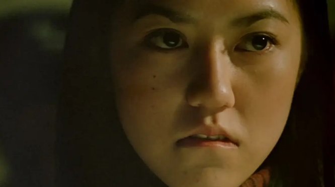 发现妈妈被杀假装写作业,发现妈妈遇害假装写作业电影简介