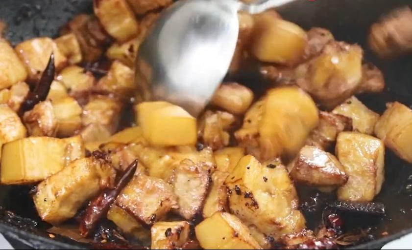 红烧肉正宗做法肥而不腻简单易学,教你个红烧肉最简单做法软烂入味