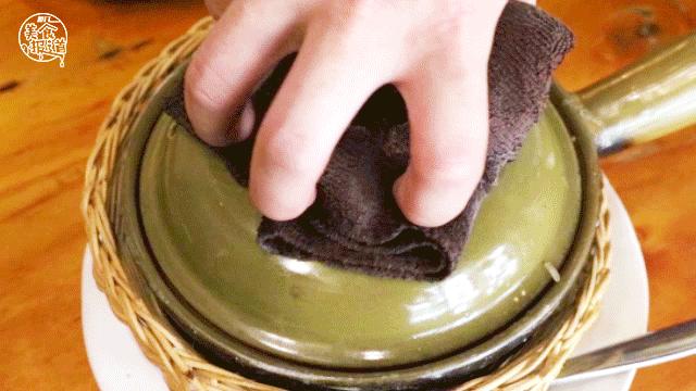 明发商业广场锅巴香煲仔饭,明发商业广场煲仔饭