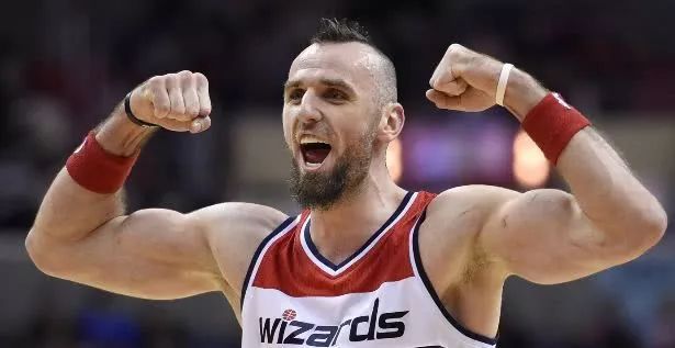 发展联盟最强球员,当年联盟第一中锋考辛斯