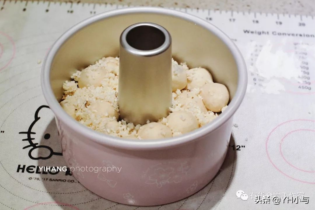 百吃不腻淡奶油椰蓉奶酪面包,手拌奶酪核桃面包