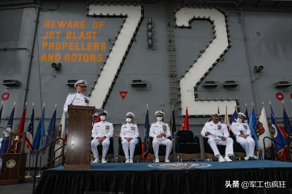 美国林肯号航母舰长,林肯号女舰长图片