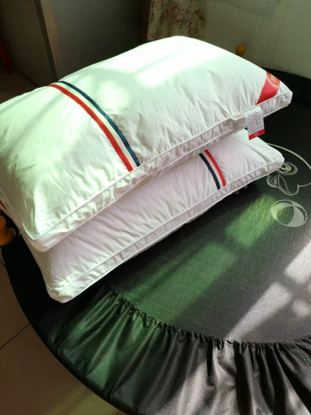 为什么男人用的毛巾枕头都会发黄,男生枕头油油的怎么洗