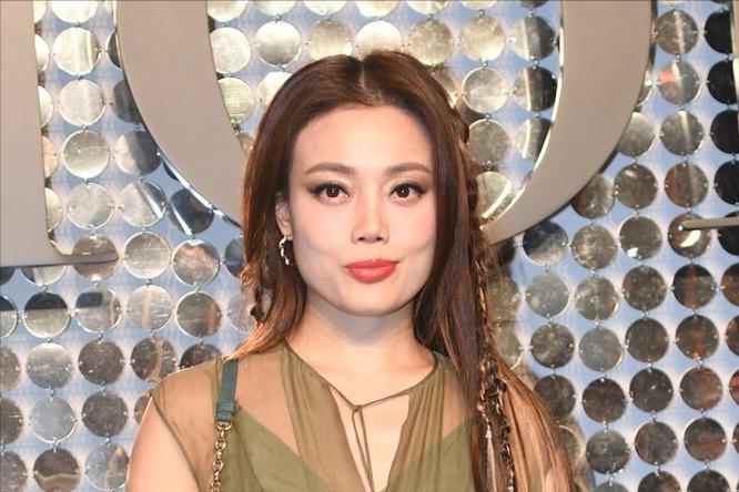 圆脸方脸瓜子脸国字脸画法,国字脸圆脸适合的发型