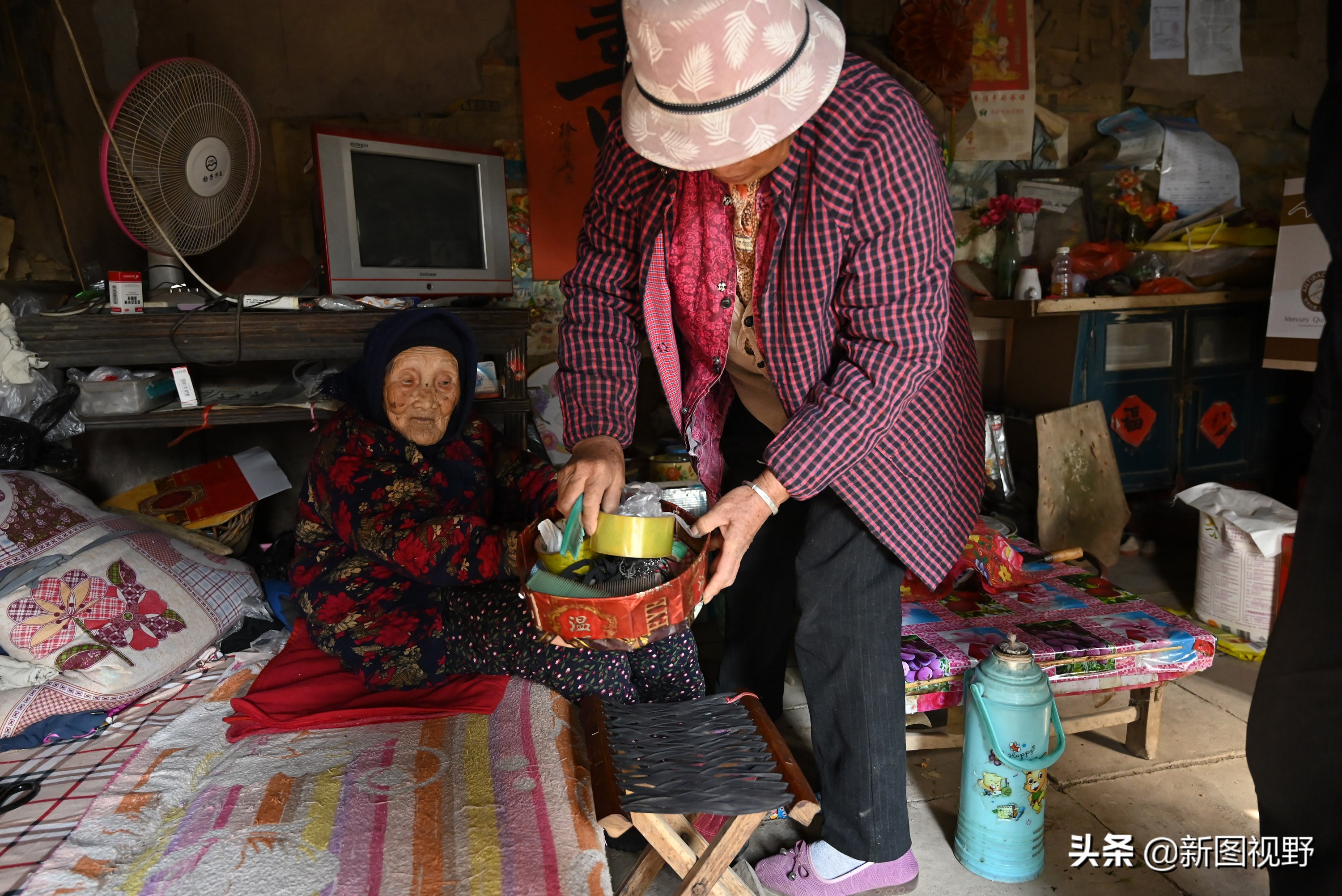 104岁老人，脾气很特别，会用土方免费治病，60多年治愈患者无数