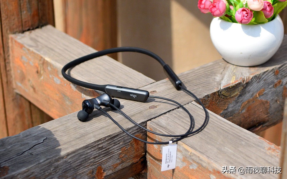 爱国者wy100降噪耳机评测,爱国者w08降噪耳机