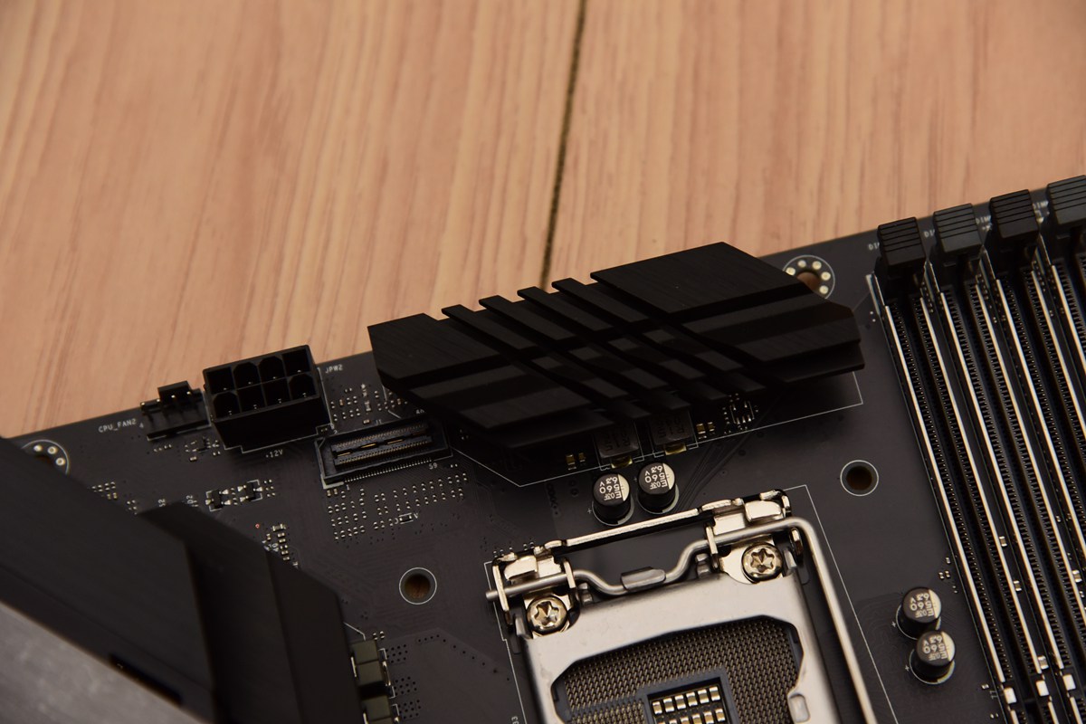 提升7700k单核性能,核显hd750和uhd750哪个好