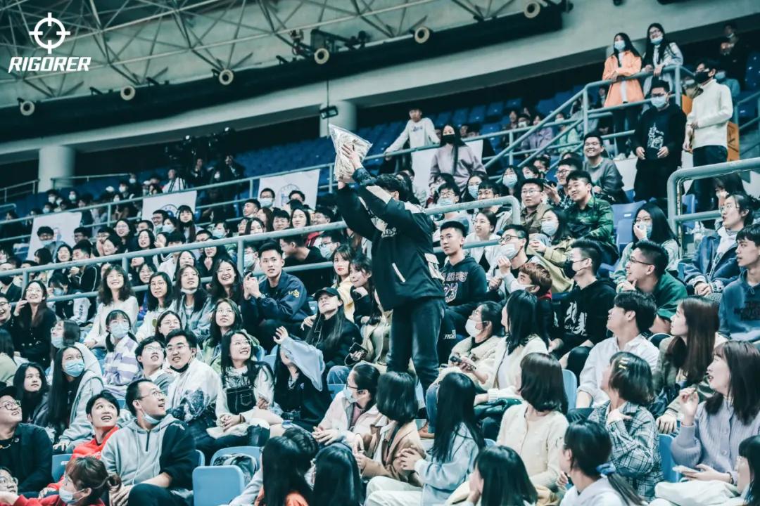 东北小组赛爆冷！海大掀翻山东冠军，CUBA魔鬼主场太恐怖