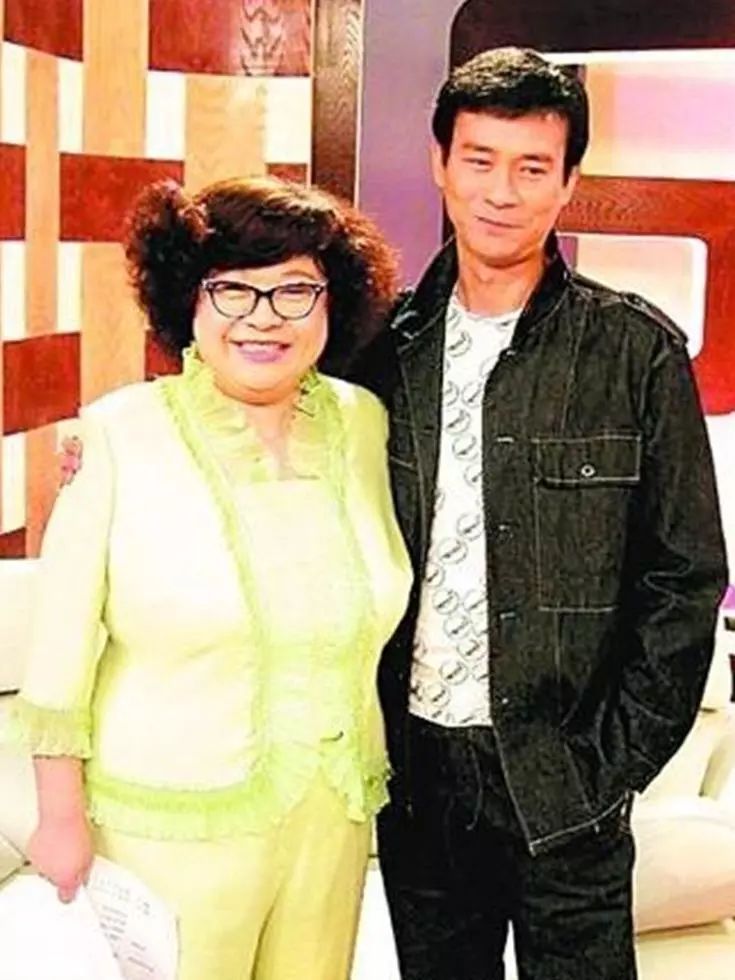 采访肥姐说张国荣完整版,张国荣对肥姐的评价