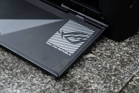 rogstrix雷鹰850g测评,rogstrix雷鹰550w