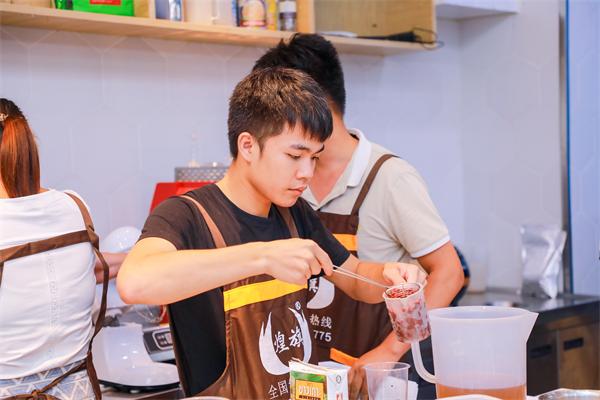 梦想起航，奋勇向前，煌旗第一届精英班圆满落幕