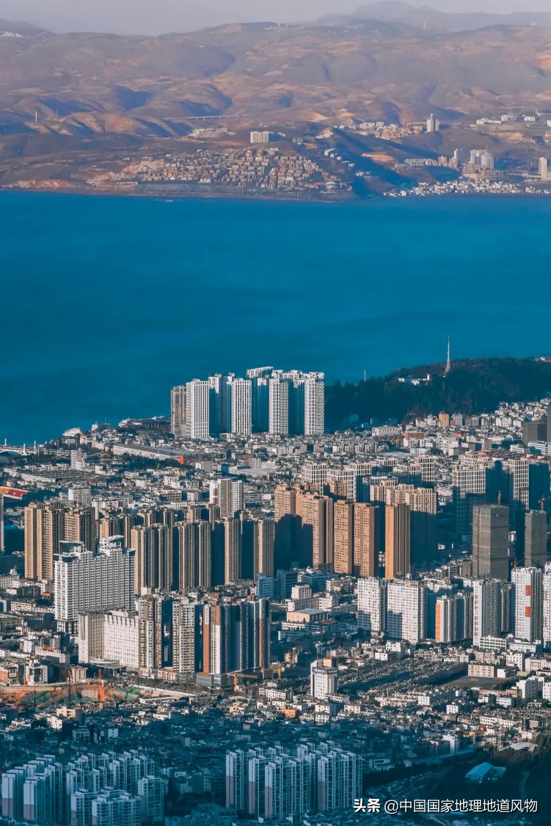 云南有个地方比大理丽江更出名,昆明风景为什么没有大理和丽江好