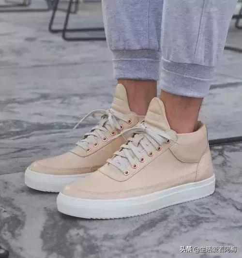 鞋子怎么穿不伤脚,哪些鞋子穿着不会伤脚