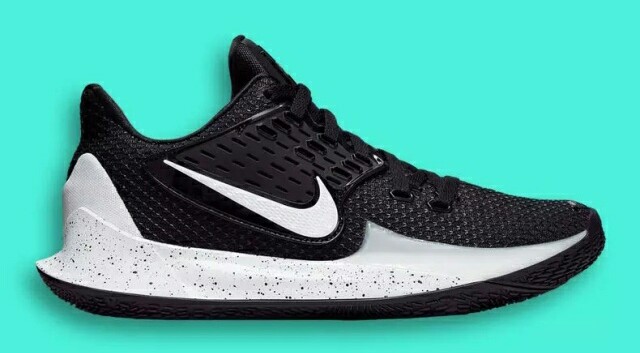 如何分辨假球鞋和真球鞋,如何分辨真假球鞋呢