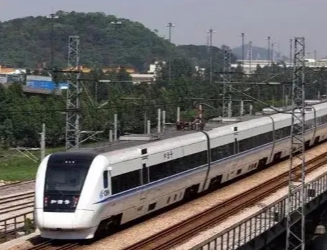 crh1a型动车组在国内的优势,crh1动车组简介