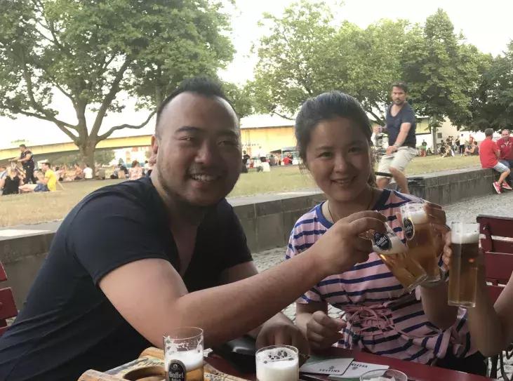 “路边”八卦：从米兰到杭州，成都人老吴为什么来杭州开了店？