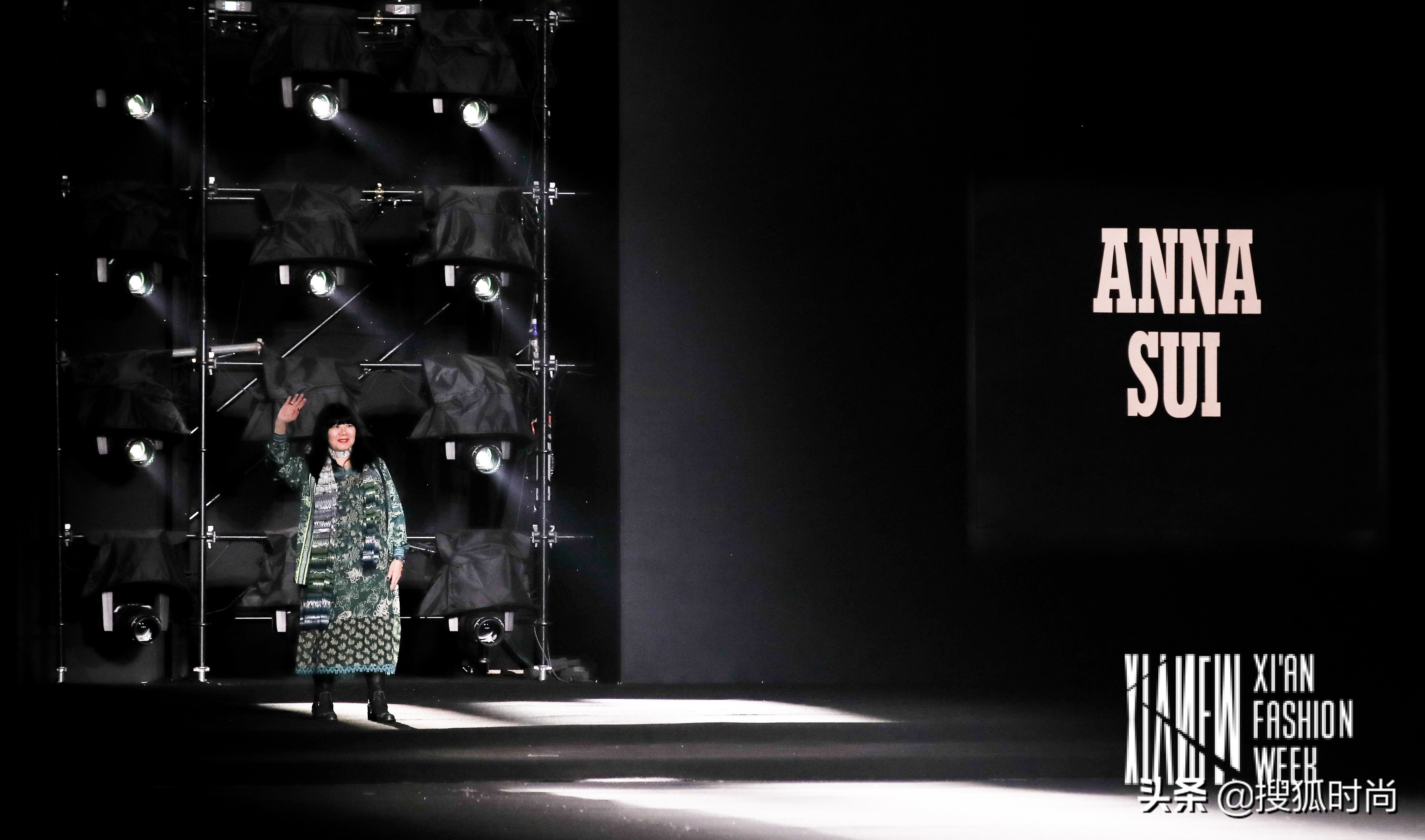 安娜苏设计师,设计师安娜苏的代表作品