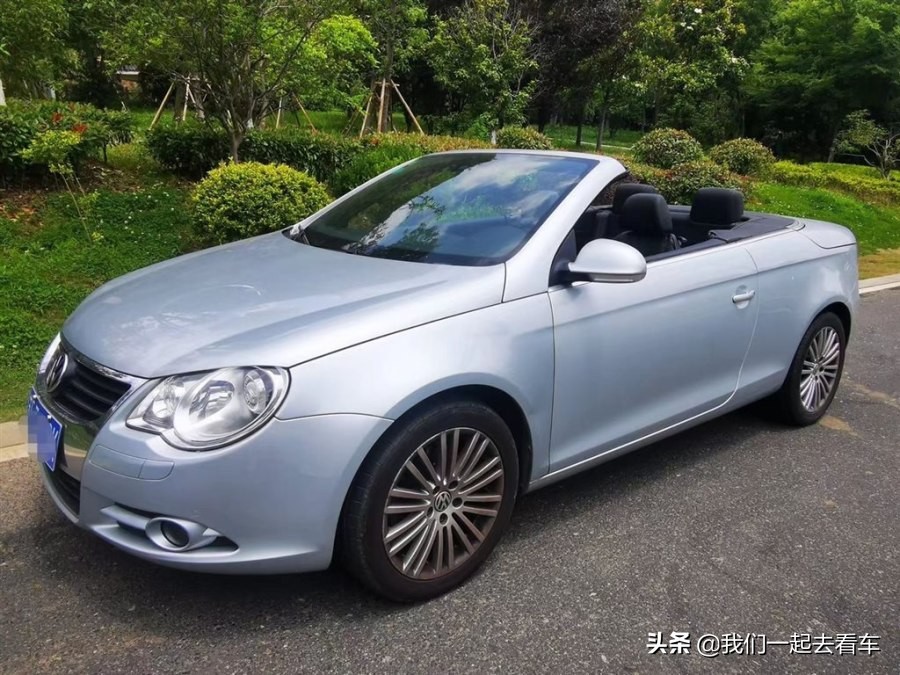 大众又新推出高颜值敞篷车,大众硬顶敞篷车12万外观