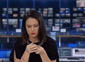 新娘开心的搞笑视频,搞笑gif开心一刻女司机上车