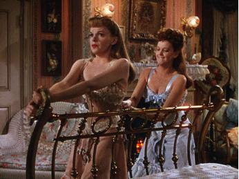 历史上那些审美陋习,古代病态审美束腰裹脚