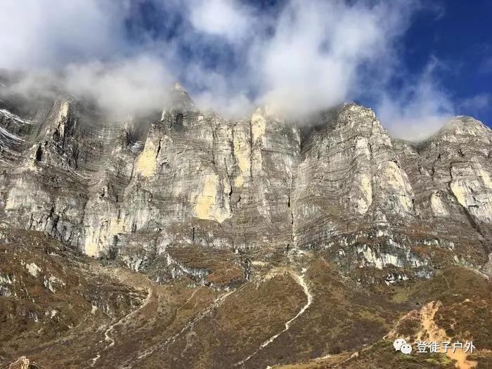 稻城亚丁游记完整版,稻城亚丁游记1000字