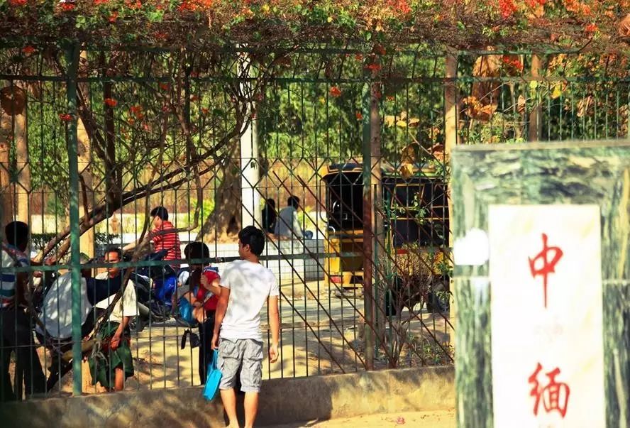 西南边境上的神秘潘多拉，比西双版纳还美，一不小心就出国