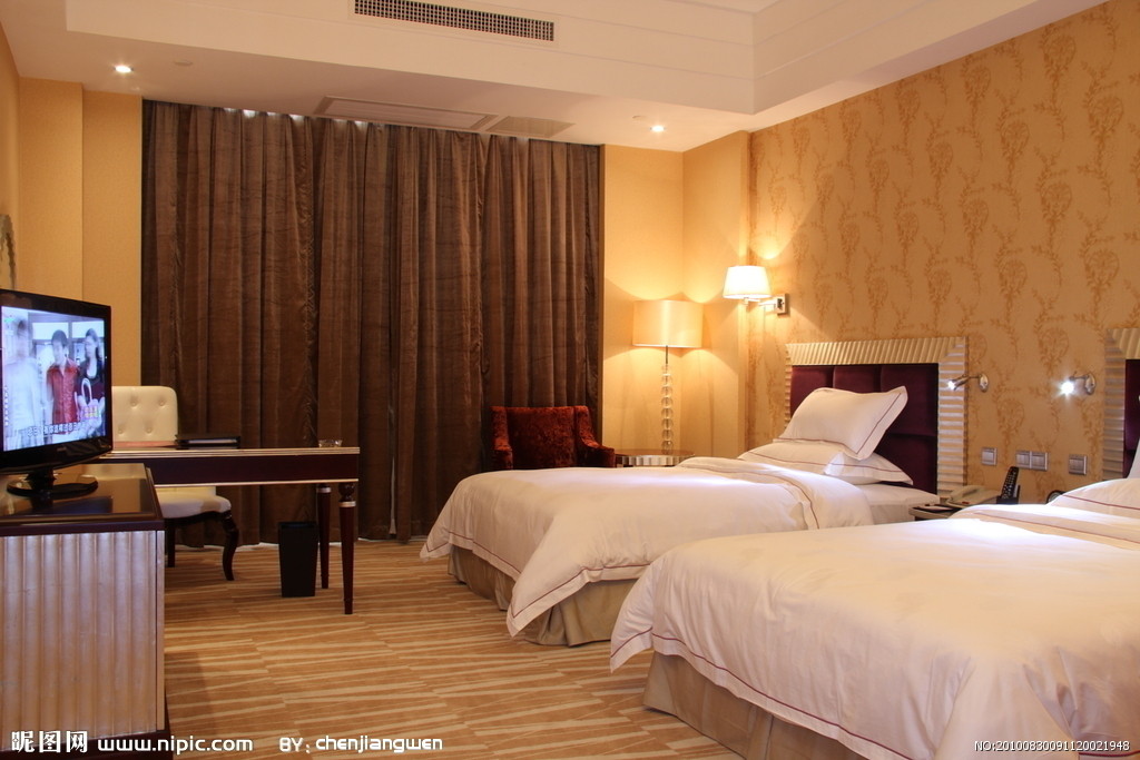 深圳酒店一般几点退房,酒店最晚几点退房用英语怎么说