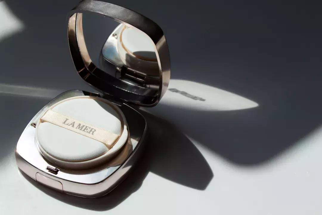 吹爆Angelababy、孟美岐的时装周生图,奶油肌用这些气垫打造