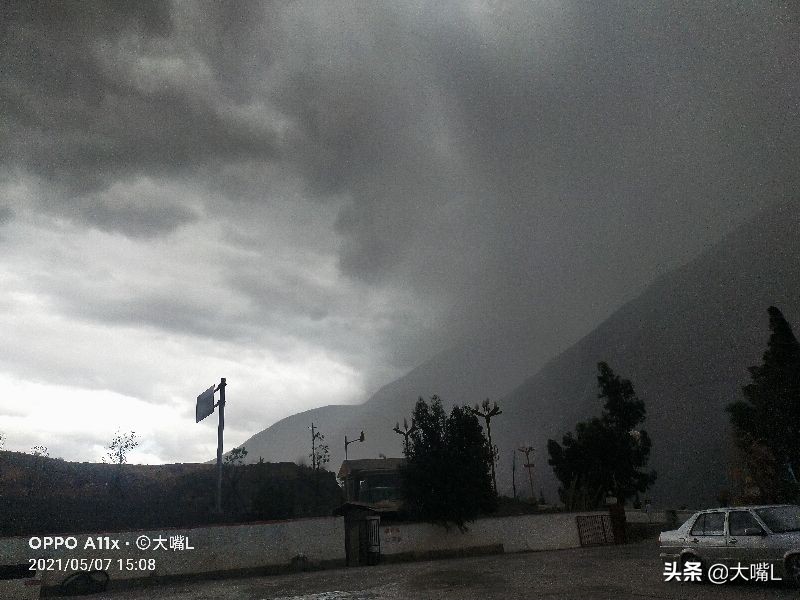 比亚迪唐穿越丙察察,4+2出行方式