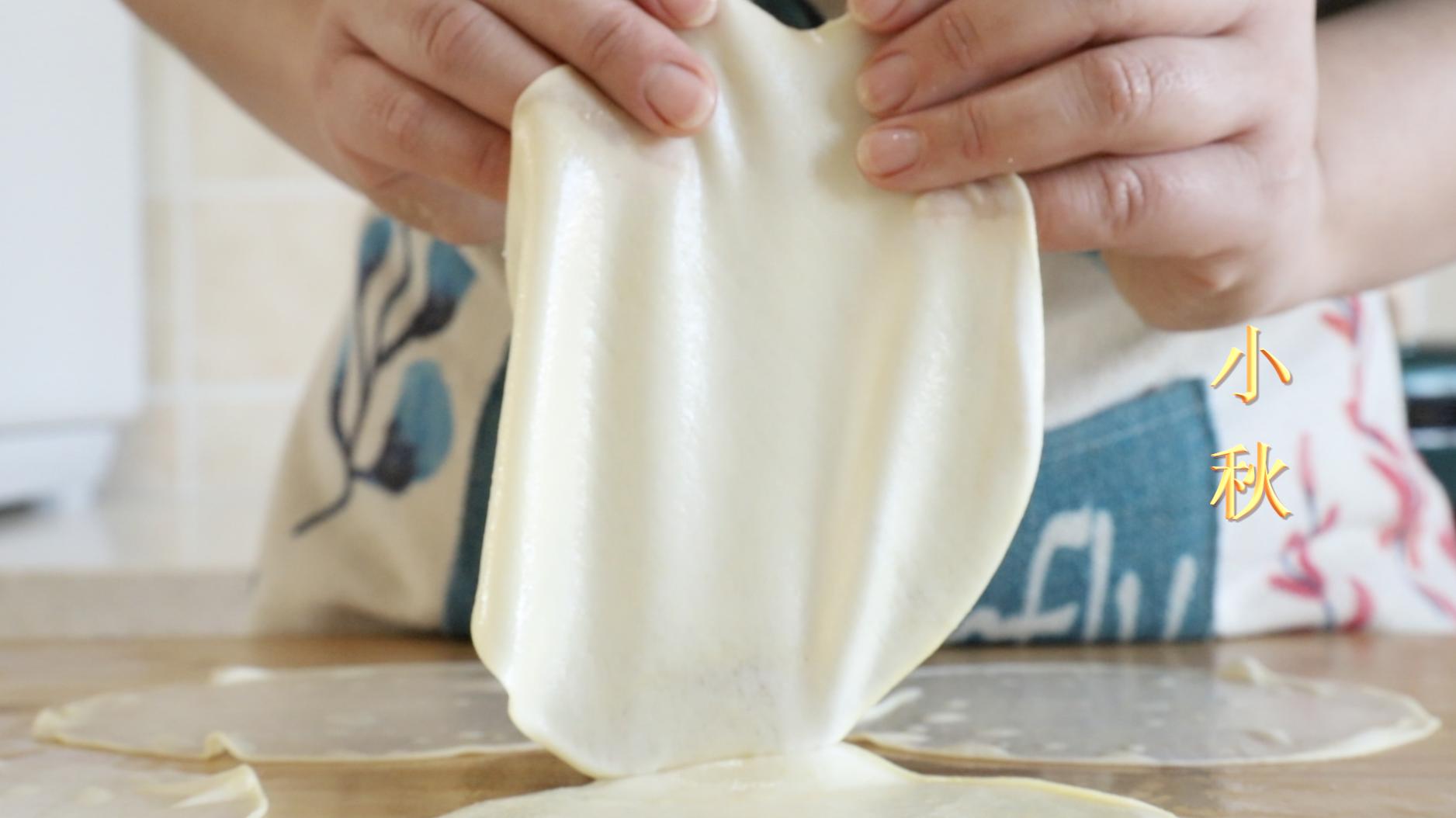 家里剩些饺子皮可以做什么美食呢,吃剩的饺子皮这样做很好吃哦