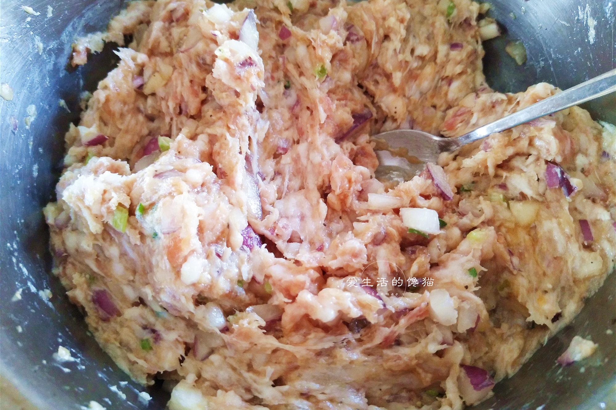 家里煮云吞什么汤底好简单的,煮云吞加点啥