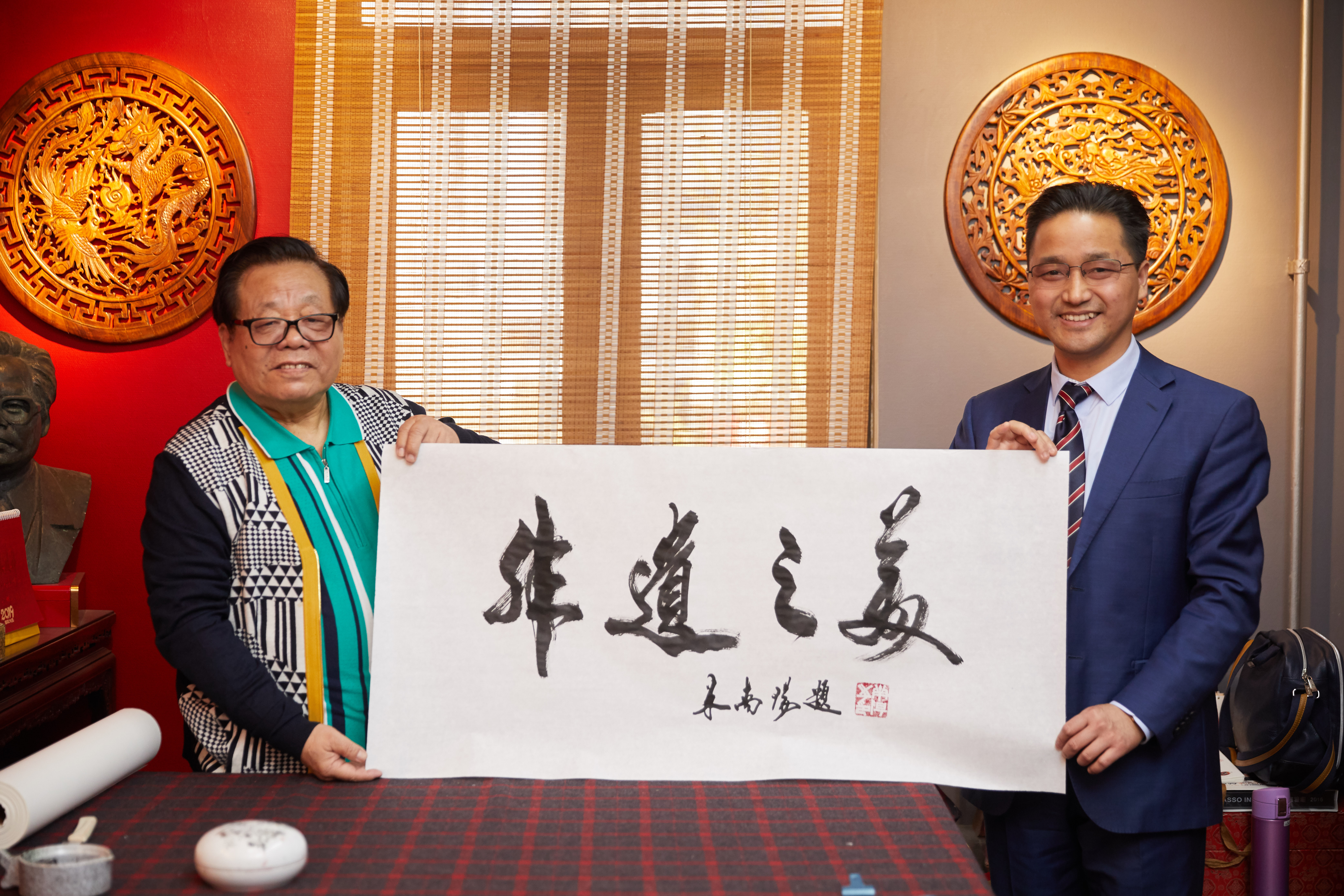 “笔间浮世，弯里人生”——《大国之酿》专访书法家米南阳