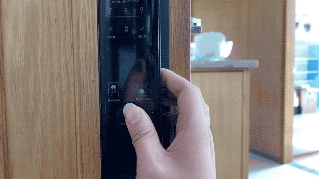 门锁测评老款门锁,指纹锁拆开测评