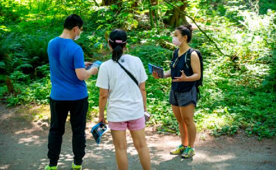 “心如花木，向阳而生”——记加拿大本拿比新任华裔市议员谷园