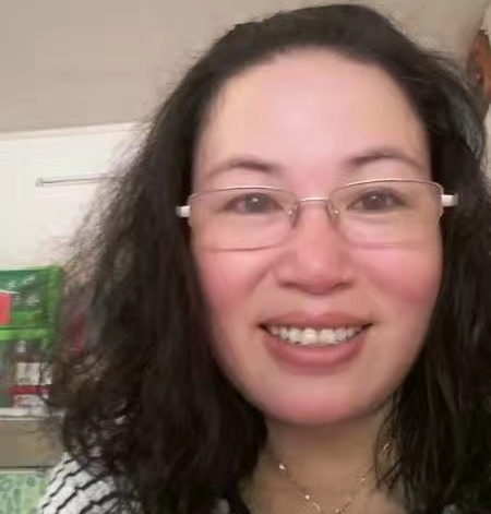 2019年在广州月收入3万多的丽姐，回老家桂林餐馆洗碗月工资2500