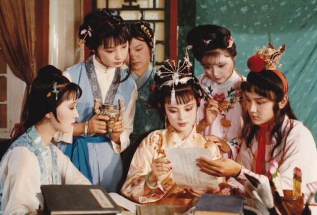 傅艺伟把妲己角色演绎得淋漓尽致,傅艺伟最妩媚的妲己